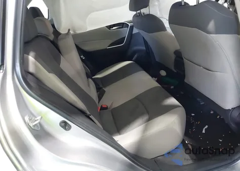 2023 Toyota Rav4 Xle z USA, uszkodzony, nr VIN 2T3W1RFV0PC218493